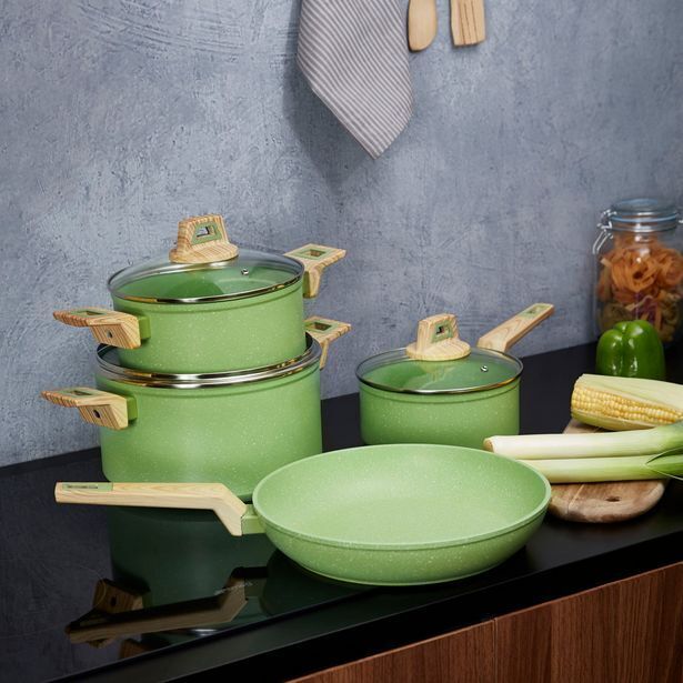 Kitchen Center Batería bayona 7 pzs oferta