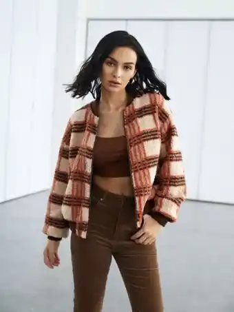 Shein Shein ezwear cazadora tipo bomber con estampado de cuadros de hombros caídos de peluche oferta