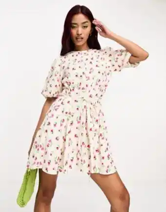 Asos Influence tie waist puff sleeve mini dress in white floral print oferta