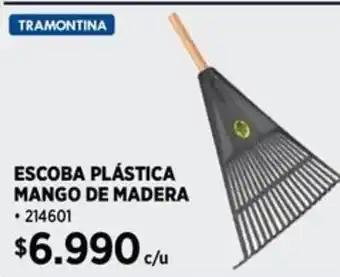 Construmart Tramontina escoba plástica mango de madera oferta