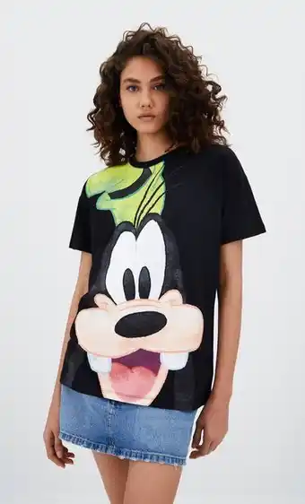 Stradivarius Camiseta goofy oferta