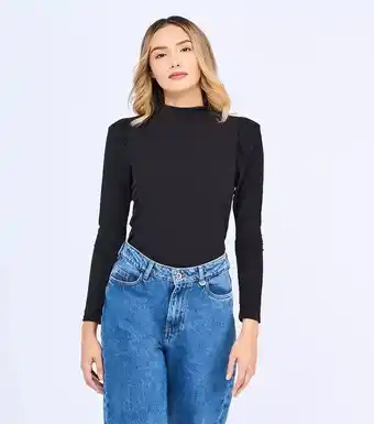 Blusa cuello alto manga larga unicolor derek