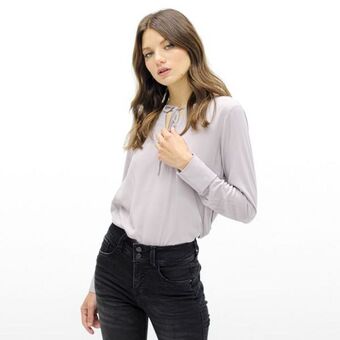Fuera de Serie Blusa cuello redondo manga larga oferta