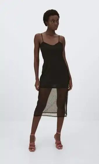 Stradivarius Vestido midi tul con relieve oferta
