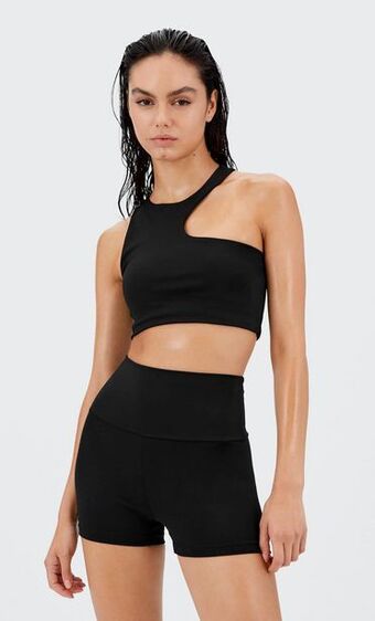 Stradivarius Hot pants deportivos oferta
