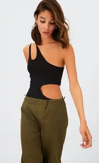 Body asimétrico cut out