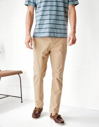 American Eagle Pantalón ae flex slim lived-in khaki oferta