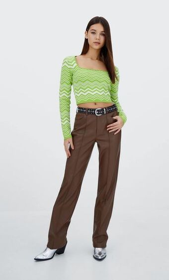 Stradivarius Jersey escote cuadrado oferta