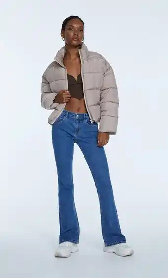 Stradivarius Jeans flare low rise oferta