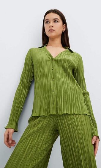 Stradivarius Camisa satén plisada oferta