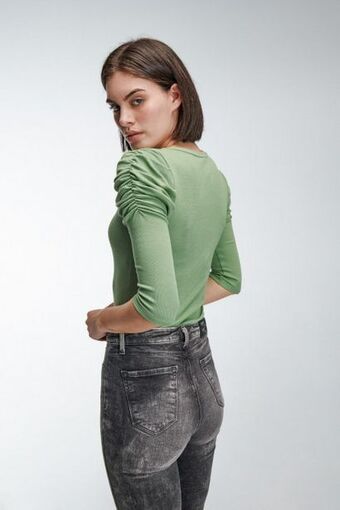 Koaj Camiseta manga corta unicolor, con recogido en mangas. oferta