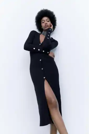 Zara Vestido punto canalé botón dorado oferta