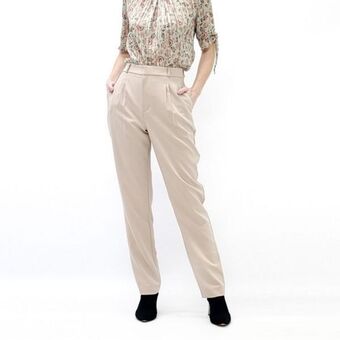 Fuera de Serie Pantalón tiro alto bota recta oferta
