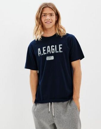 American Eagle Camiseta gráfica ae ultra suave oferta