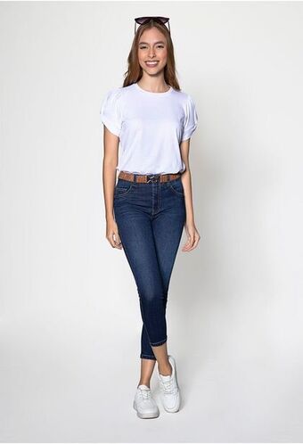 ELA Jean skinny tiro alto con cinturón. oferta