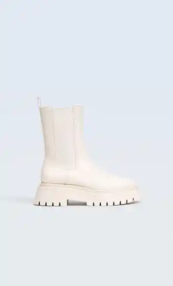 Stradivarius Botines planos oferta