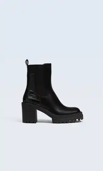 Stradivarius Botines tacón detalle print oferta