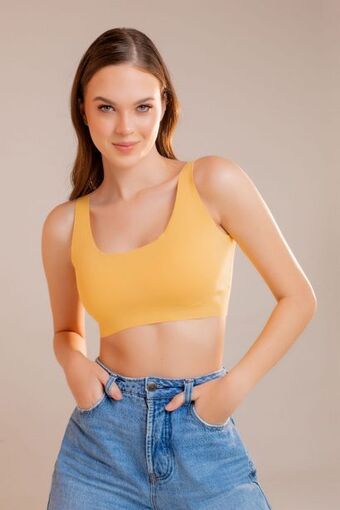 Lili Pink Top corte láser colores surtidos oferta