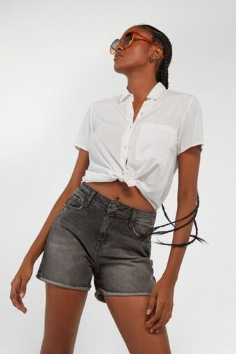 Koaj Short denim tiro alto oferta