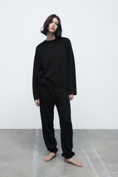 Zara Pantalón jogger soft oferta