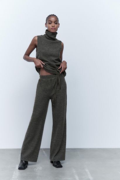 Zara Pantalón básico soft oferta
