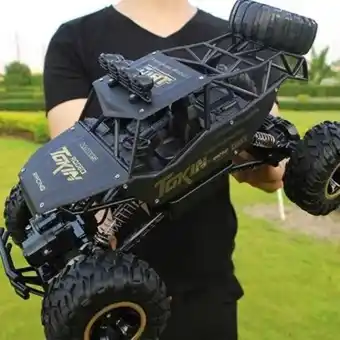 Oferta Carro a control remoto todoterreno tamano 37cm en Linio