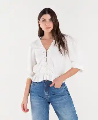 Naf Naf Camisa crudo marfil claro con encaje decorativo en el cuello oferta