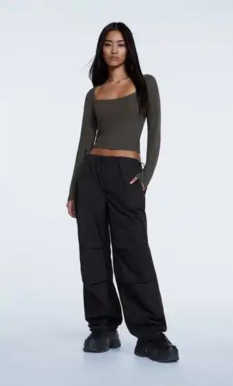 Stradivarius Camiseta manga larga canalé oferta