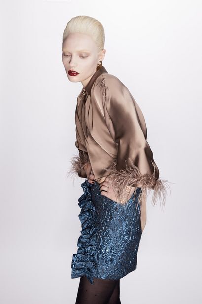 Zara Falda mini fantasía volante oferta