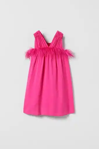 Zara Vestido plumas oferta