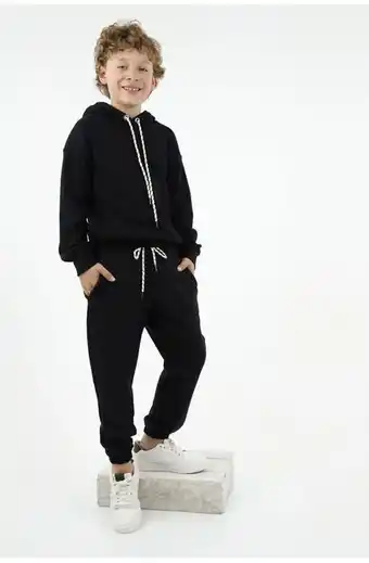 Tennis Buzo negro para niño oferta