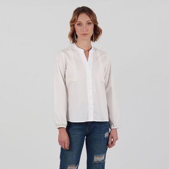 Fuera de Serie Blusa cuello neru manga larga oferta