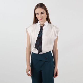 Fuera de Serie Blusa cuello camisero manga sisa oferta