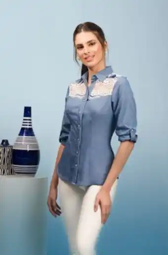 Chazari Blusa camisera almilla bordada oferta