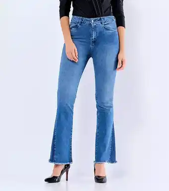 Jean mujer bota flare contraste en costado bota derek