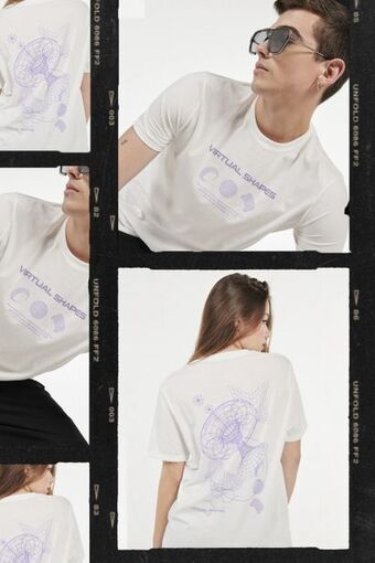 Koaj Camiseta manga corta con estampado en frente. oferta