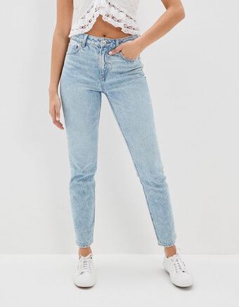 American Eagle Mom jean ae strigid oferta