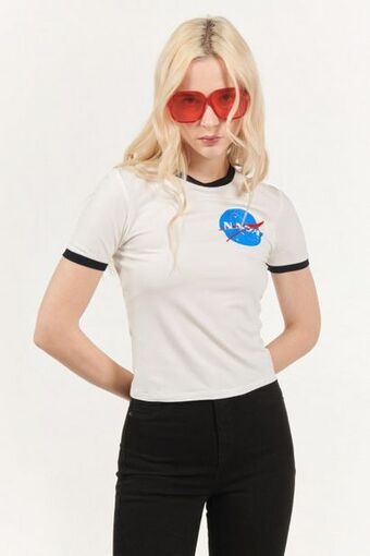 Camiseta manga corta blanca con estampado de nasa