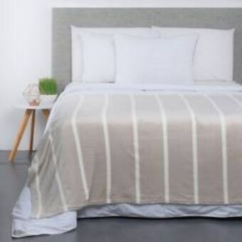 Falabella Manta poliéster 130 x 150 cm oferta