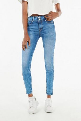 Koaj Jean push up oferta