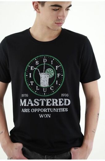 Tennis Camiseta negra estampada para hombre oferta