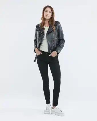 Chevignon Jean de mujer low rise, rusty, bota skinny - negro mate oferta