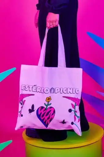 Koaj Bolso crema claro tipo tote bag con estampados del festival estéreo picnic oferta