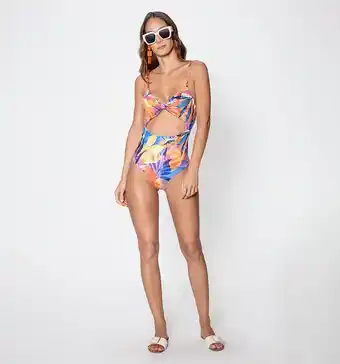 Studio F Vestido de baño entero con abertura en e oferta