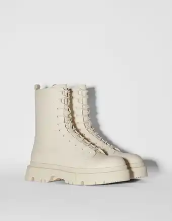 Bershka Botas acordonadas suela track hombre oferta