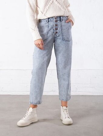 Naf Naf Jean mom fit de tiro alto oferta