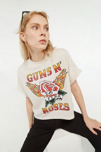 Koaj Camiseta, estampado de guns n' roses. oferta