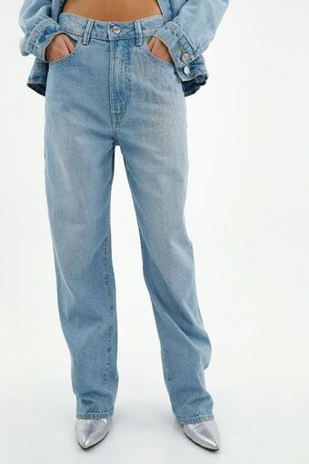 Tennis Jean azul con apliques en costado para mujer oferta