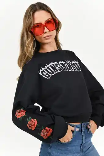 Buzo cuello redondo azul intenso con estampados de guns n´ roses