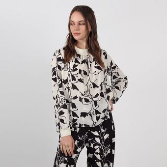 Fuera de Serie Blusa cuello redondo manga larga oferta